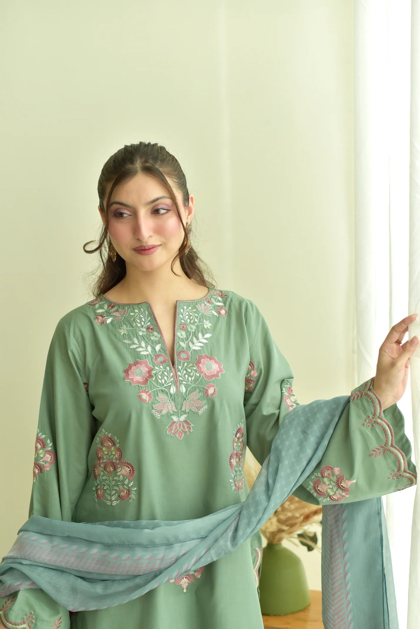 Anabiaa 3pc