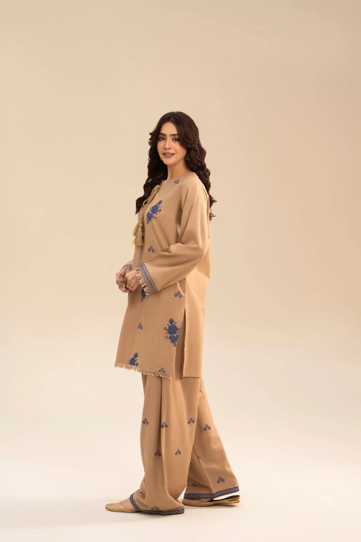 Amira