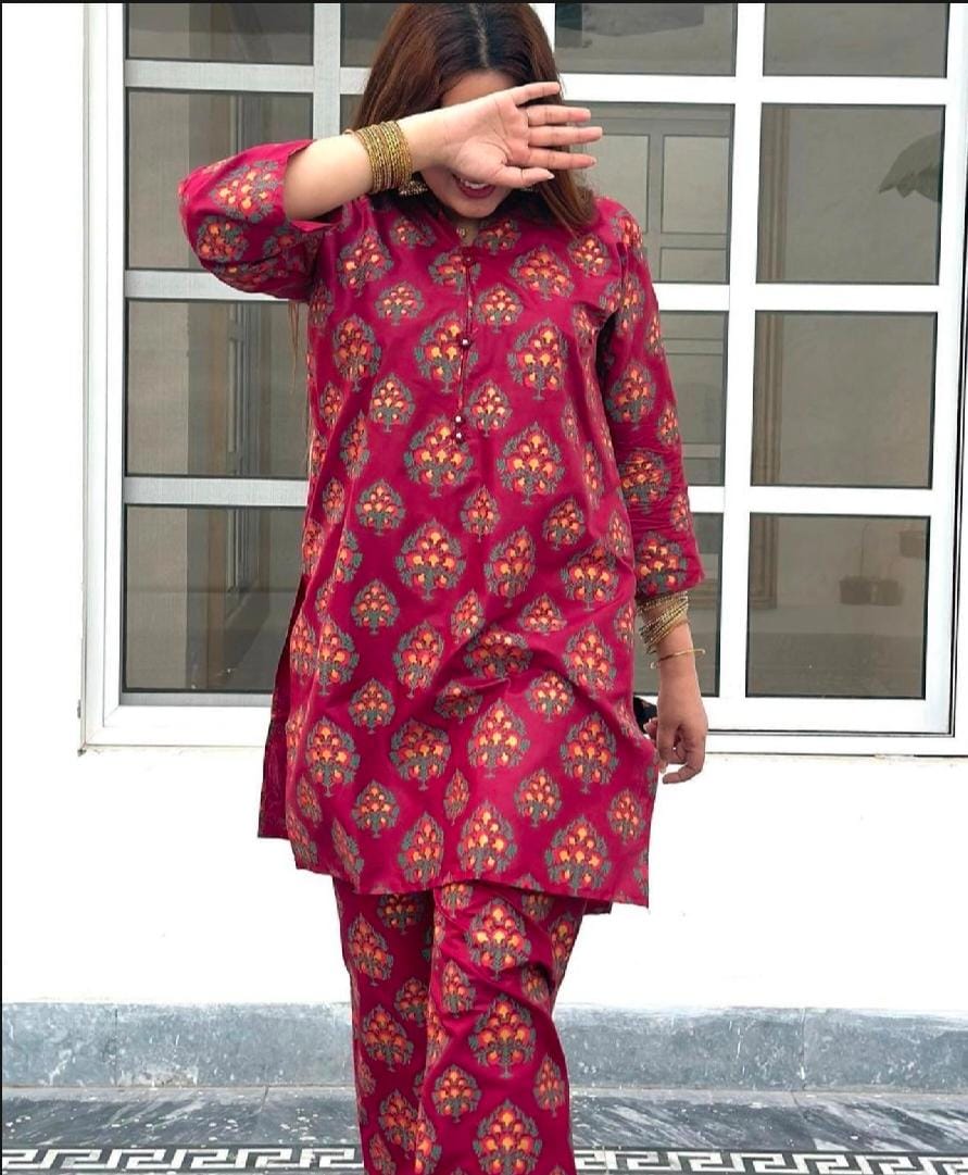 2-Piece stiched leaf printed suit for girls