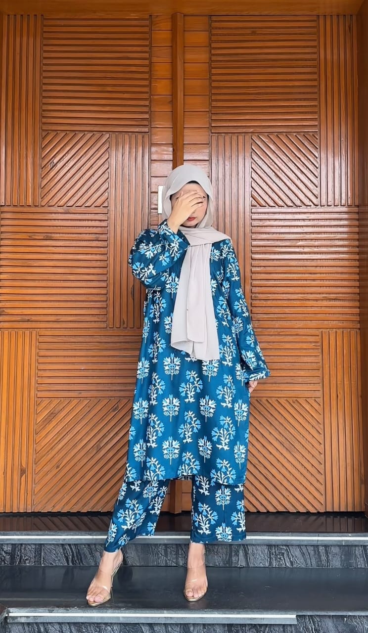 Floral Stiched 2-Piece Suit