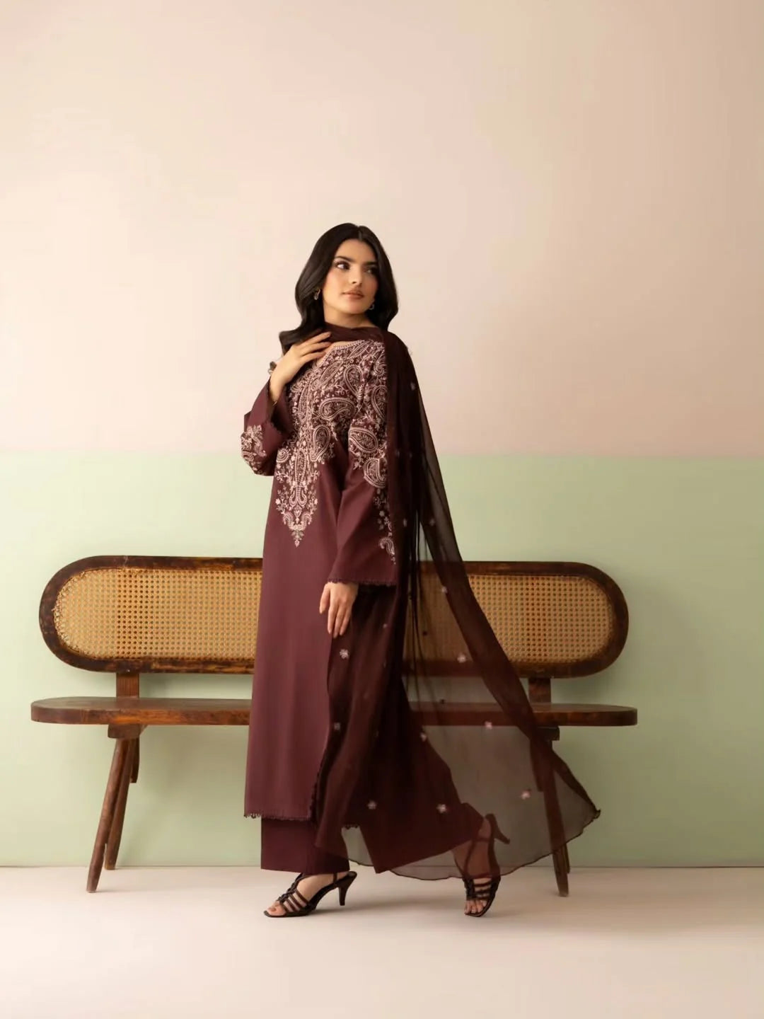 Samra Embrioded 3pc