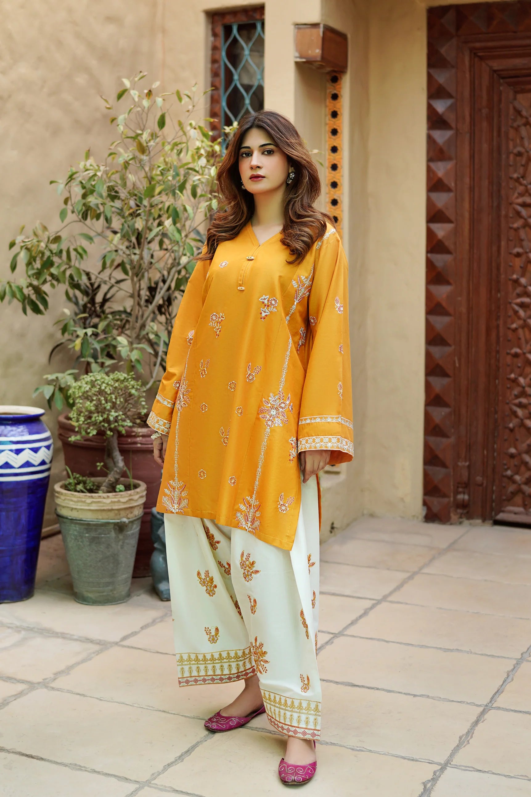 HONEY 2-PIECE EMBROIDERED STITCHED SUIT