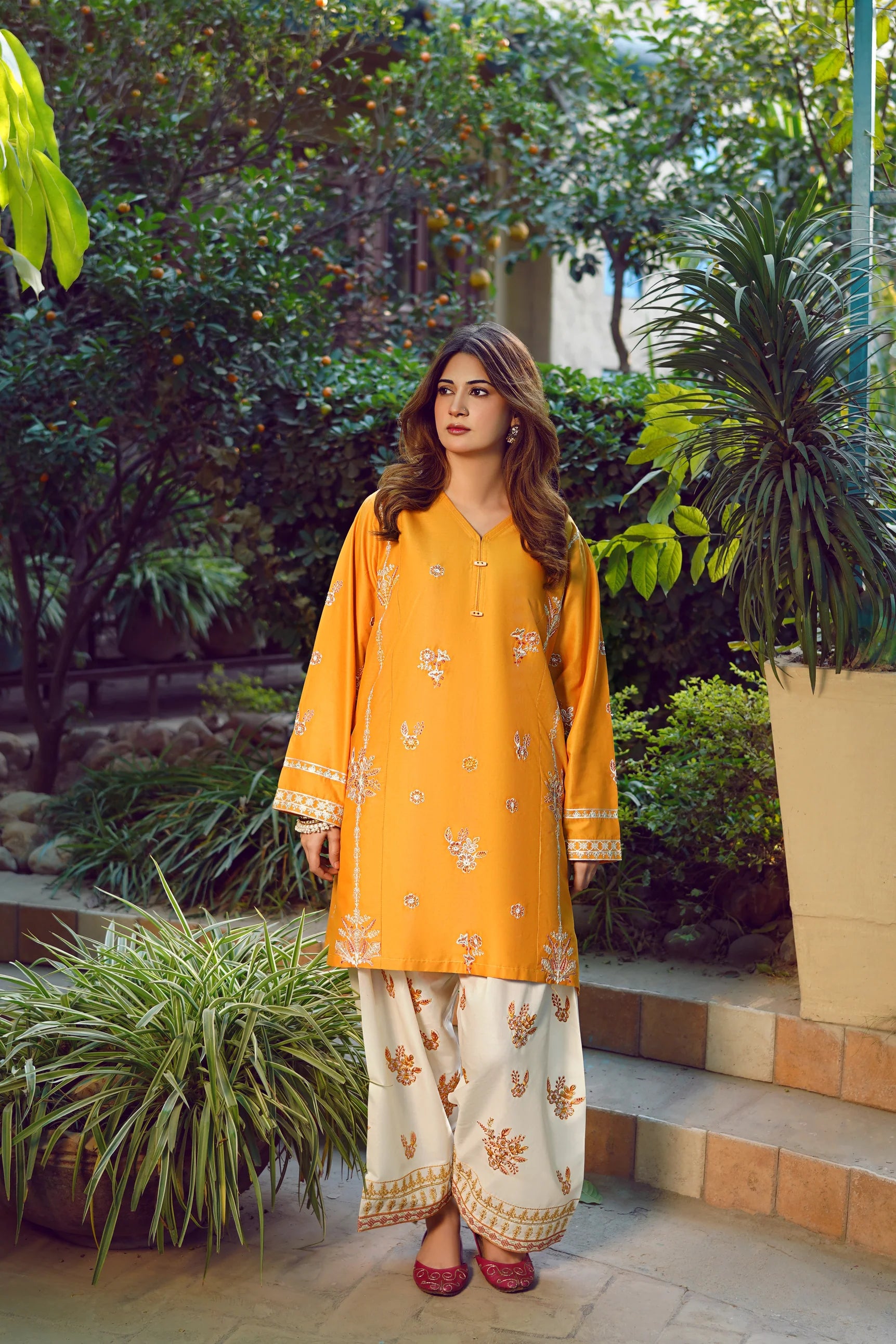 HONEY 2-PIECE EMBROIDERED STITCHED SUIT