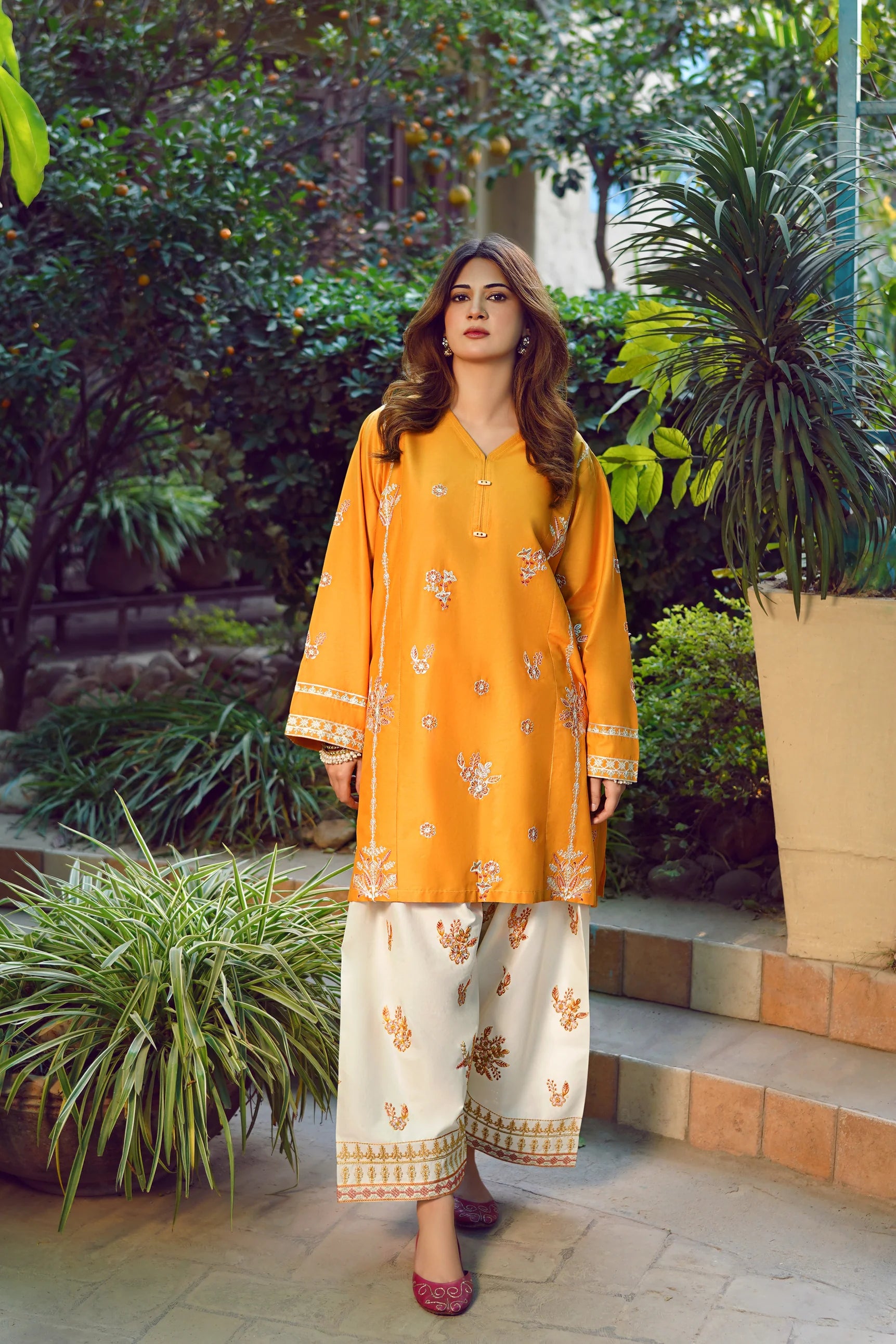 HONEY 2-PIECE EMBROIDERED STITCHED SUIT
